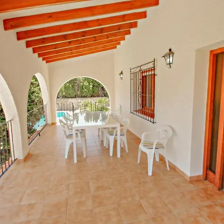 Laura-29a - Pretty With Garden And Private Pool In Villa