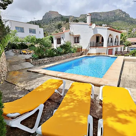 Laura-29a - Pretty With Garden And Private Pool In Villa